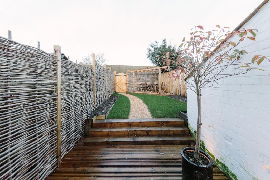 Beautiful House, Cirencester Centre, Parking المظهر الخارجي الصورة