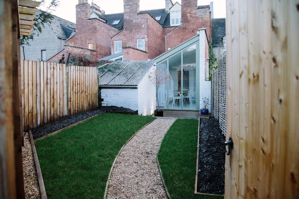 Beautiful House, Cirencester Centre, Parking المظهر الخارجي الصورة